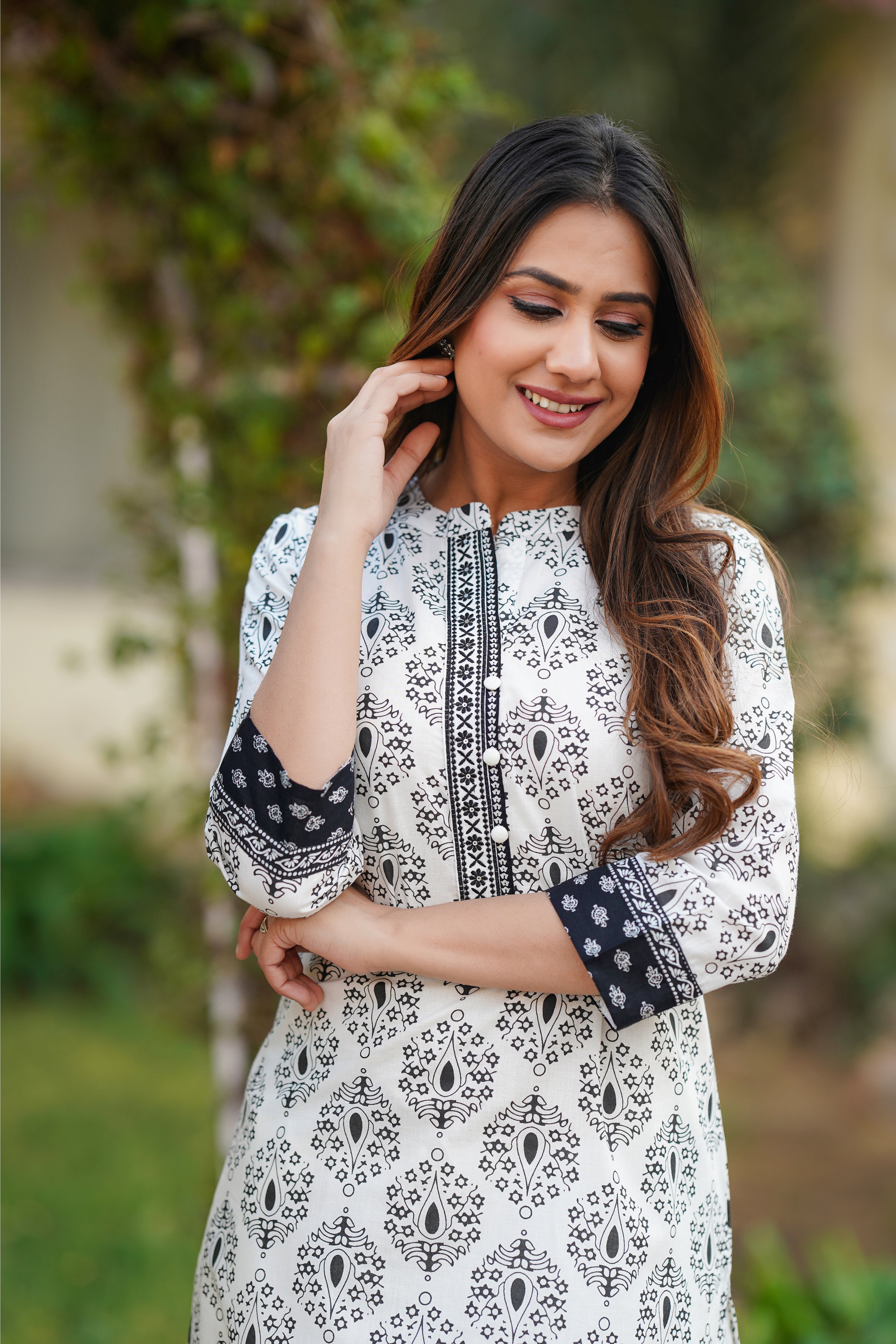 White Motif Printed Cotton Kurta