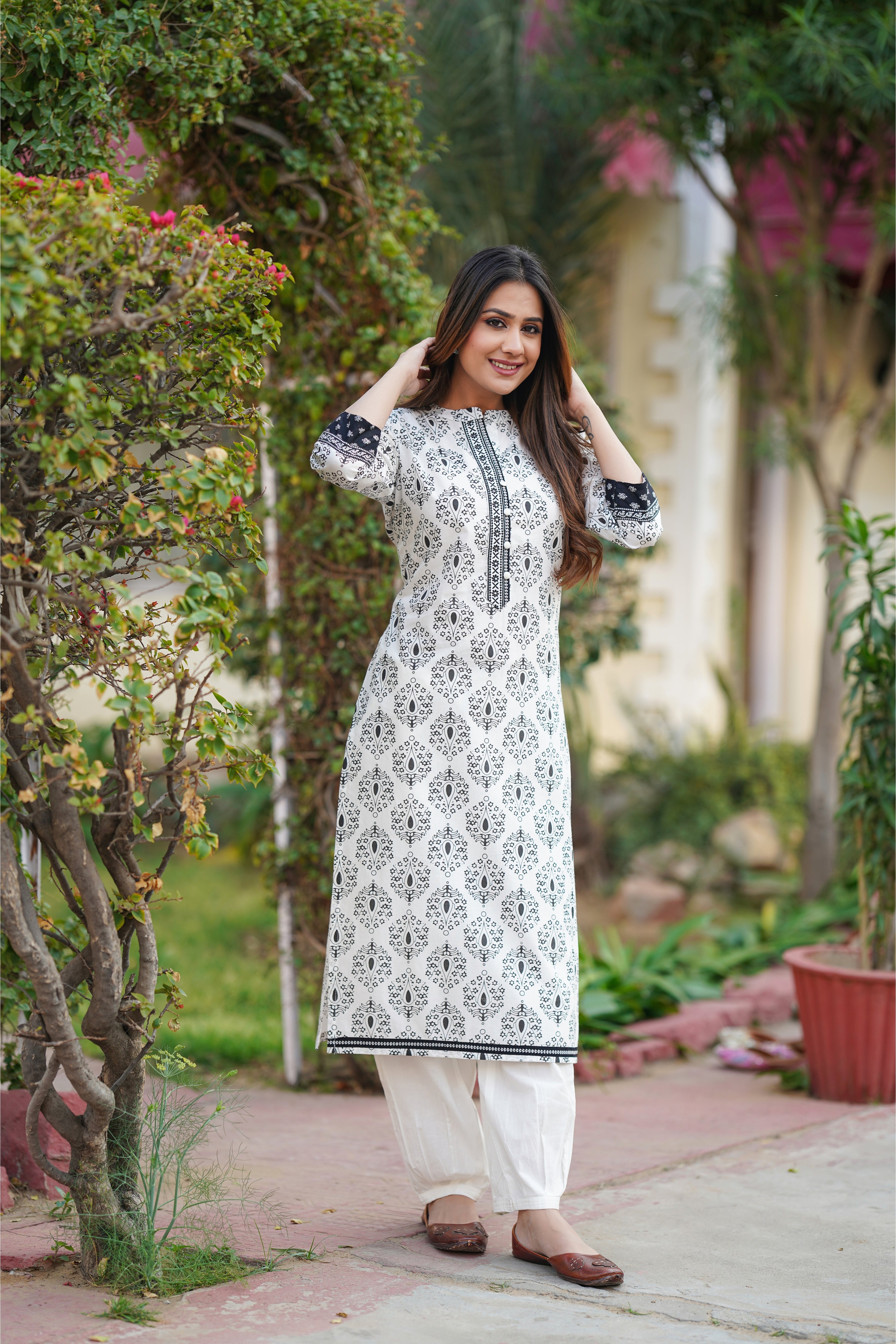 White Motif Printed Cotton Kurta