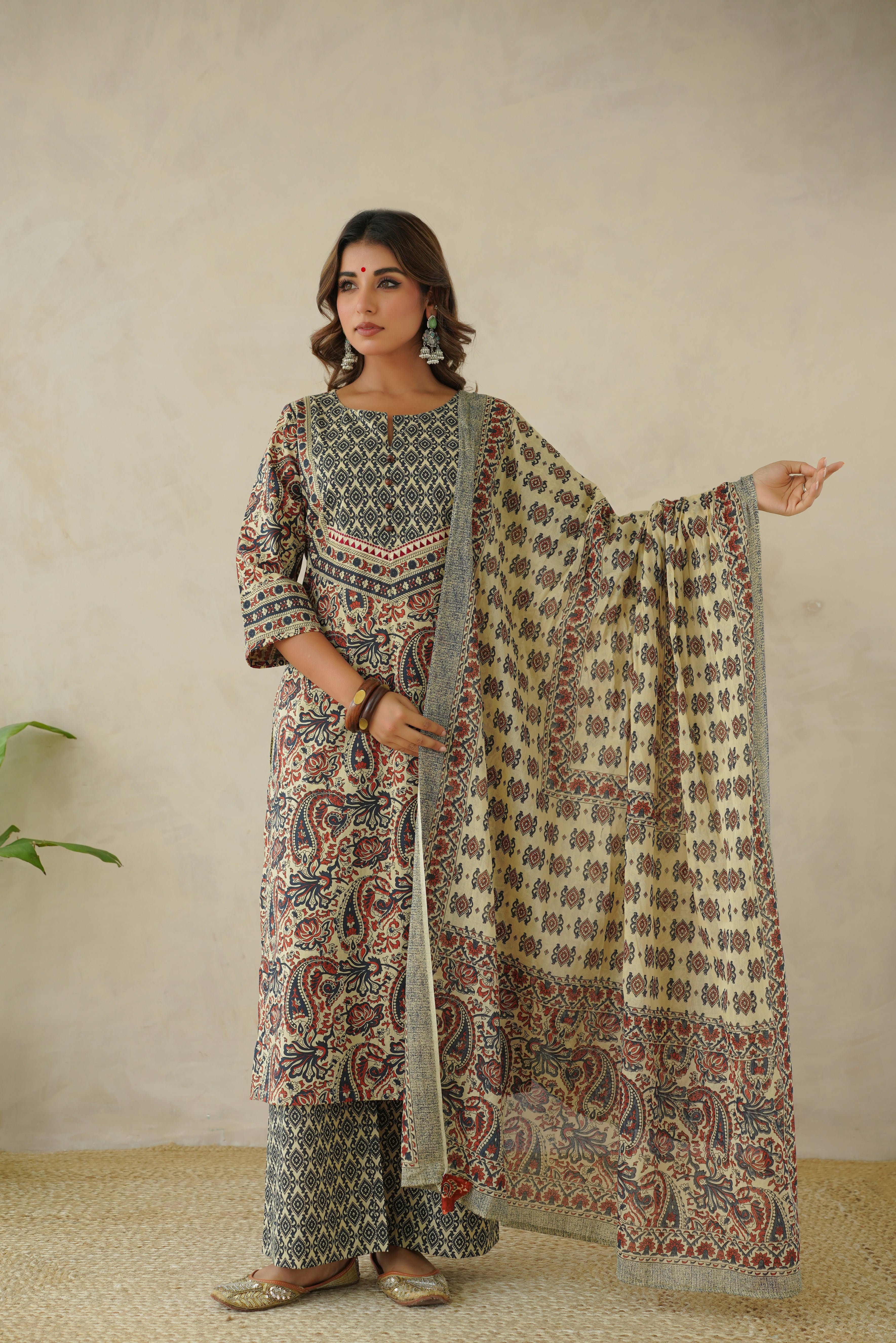 Multicolor Floral Printed Suit Set