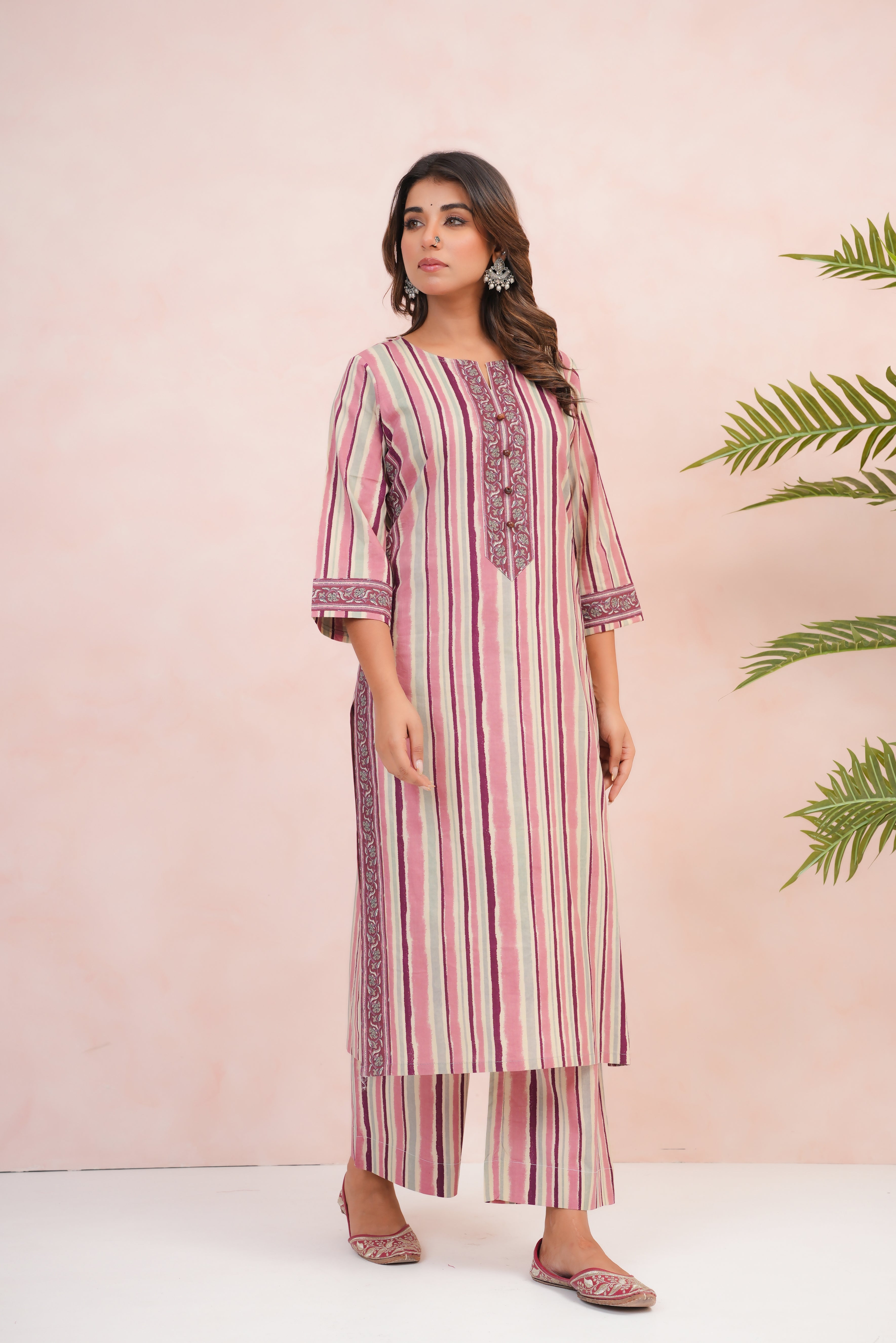 Multicolor stripes Printed Cotton 2 Pec Set