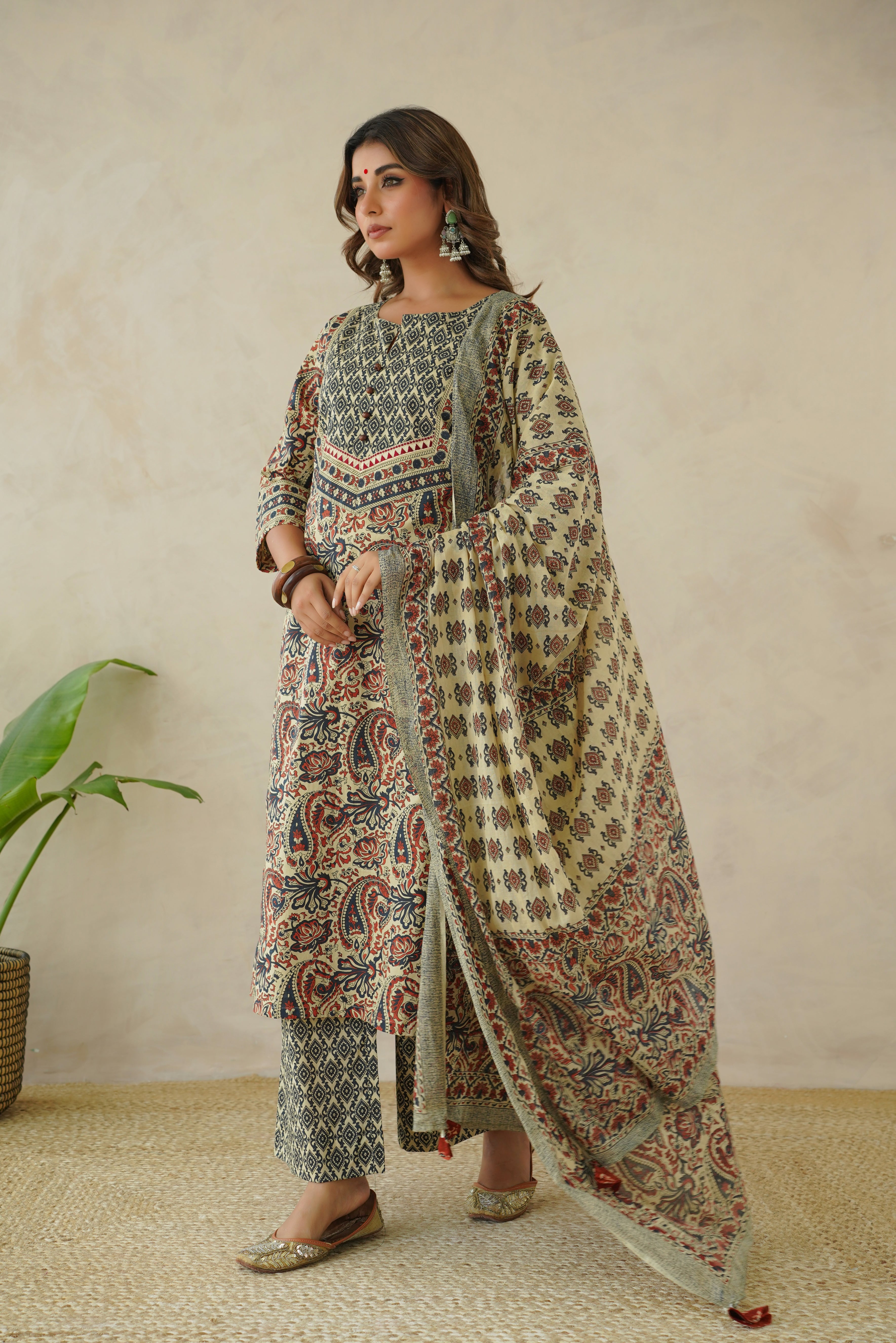 Multicolor Floral Printed Suit Set