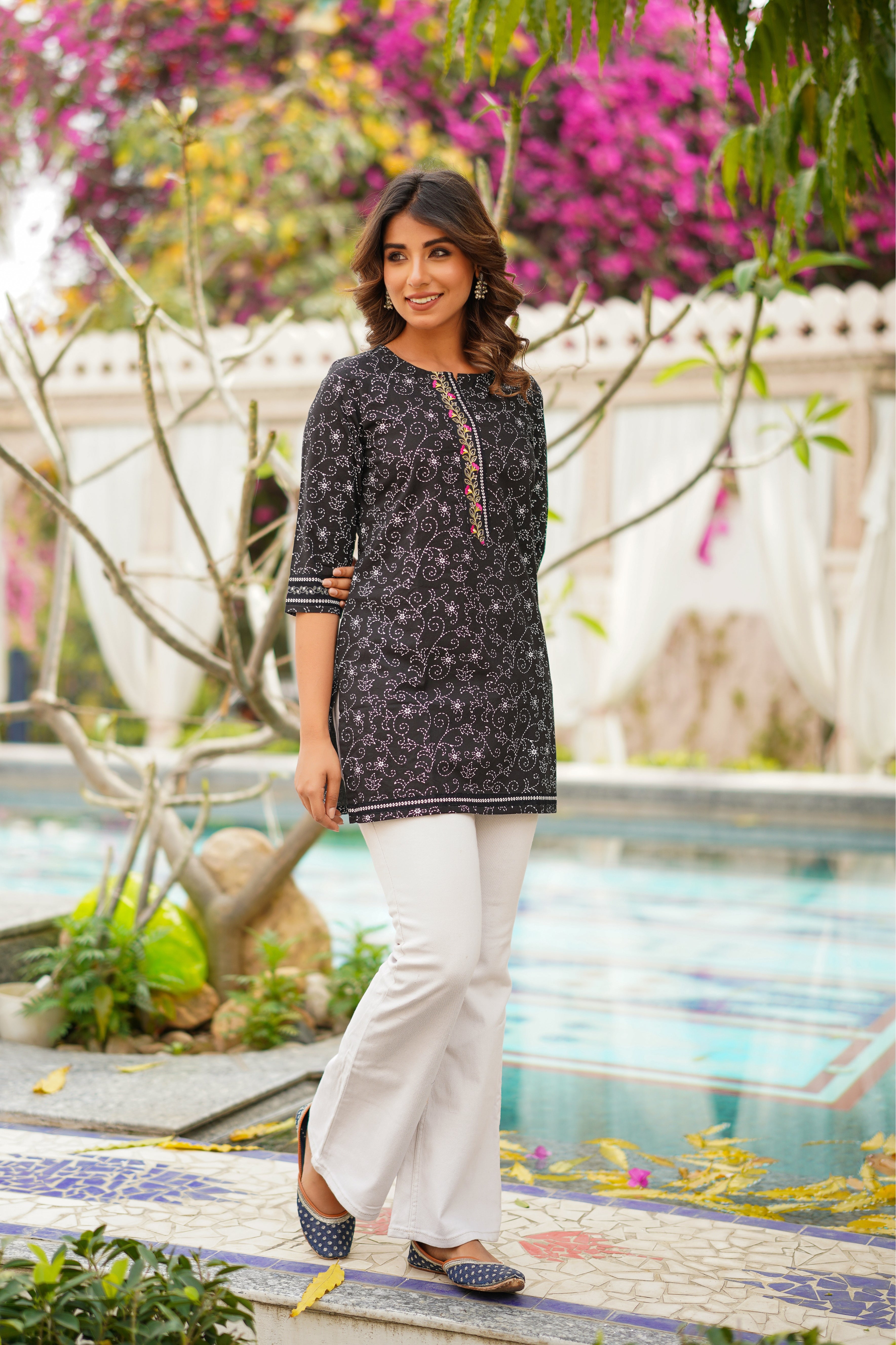 Black Floral Printed Cotton Kurti