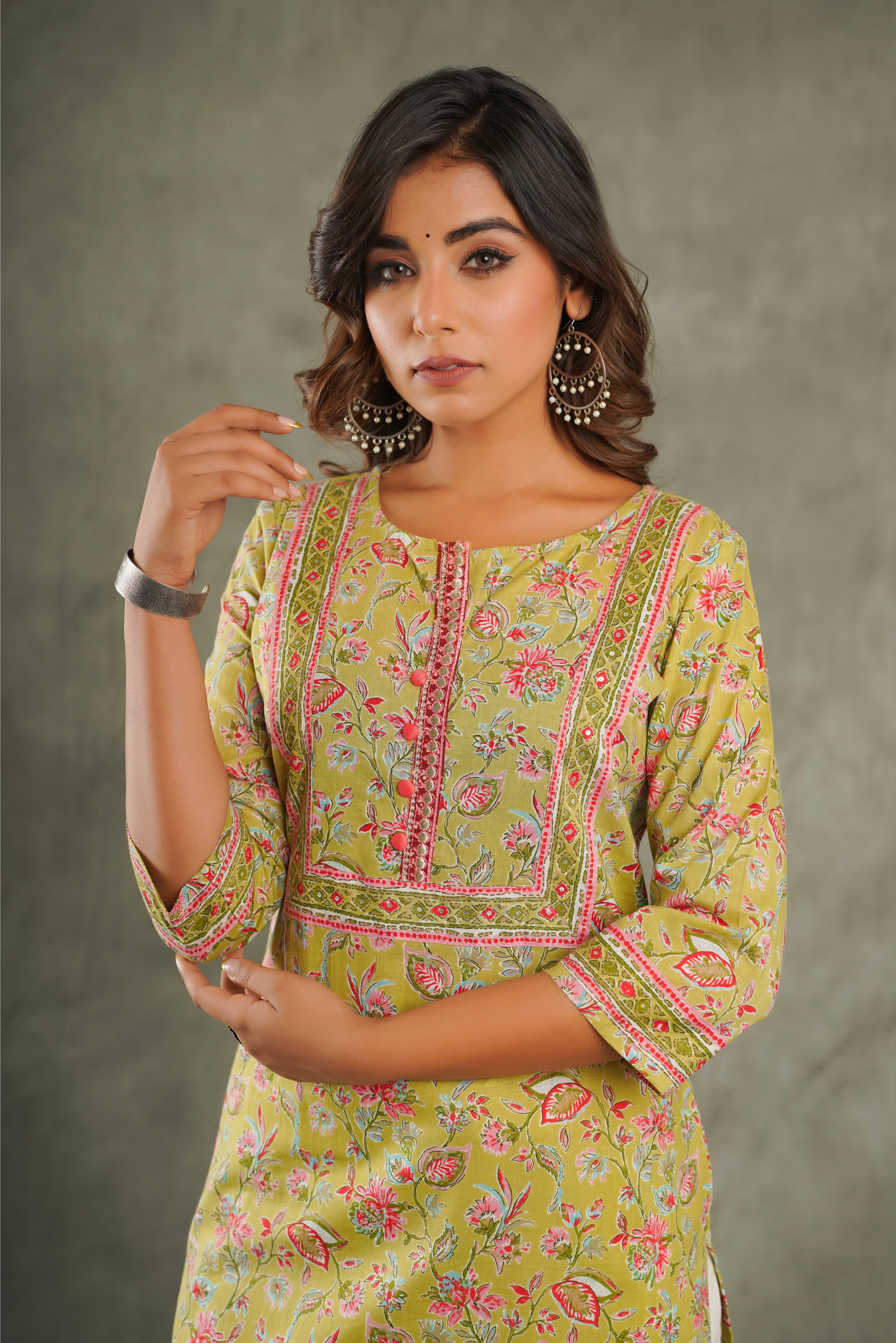 Mehendi Floral Printed Cotton Kurta