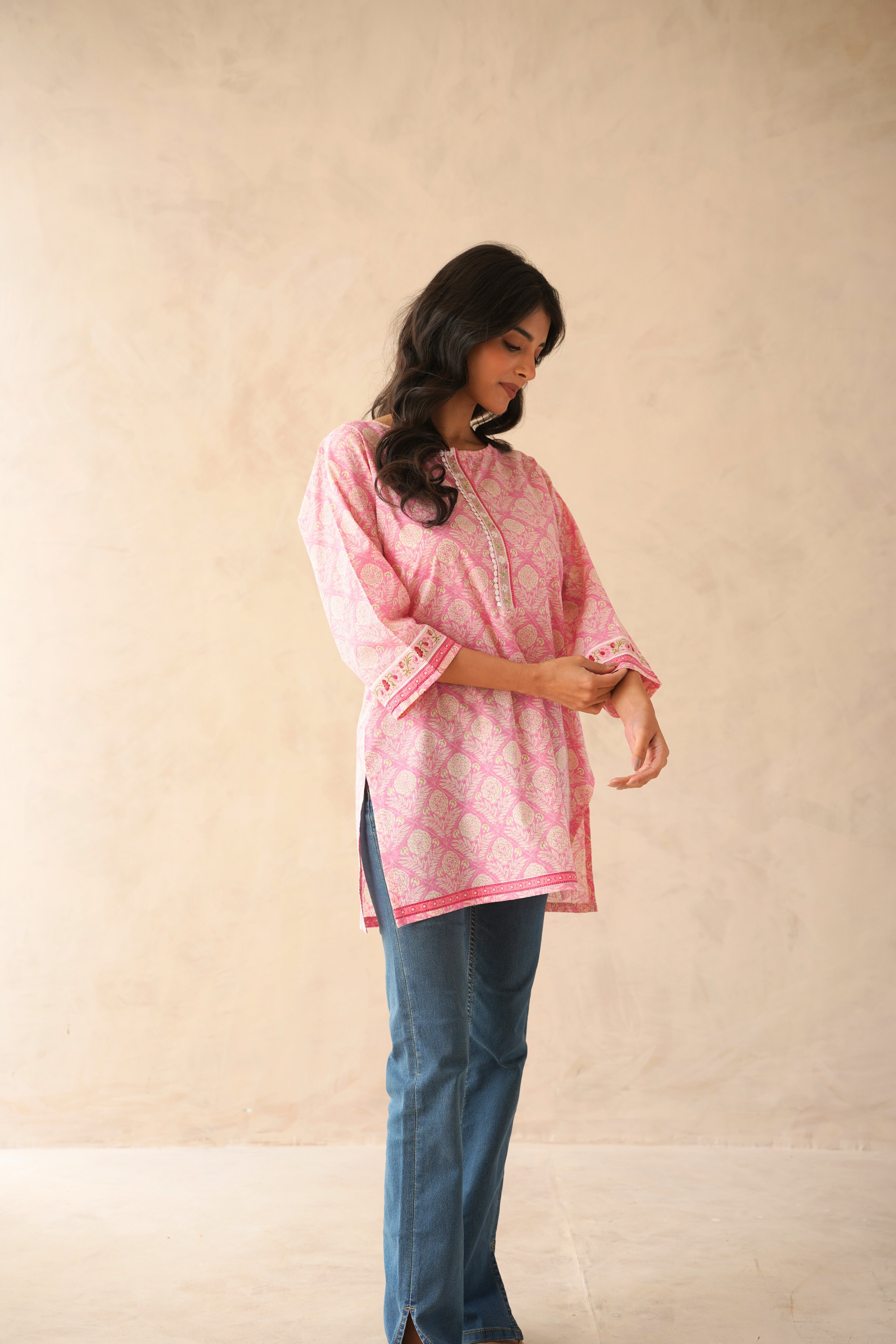 Pink Floral Printed Cotton Kurti