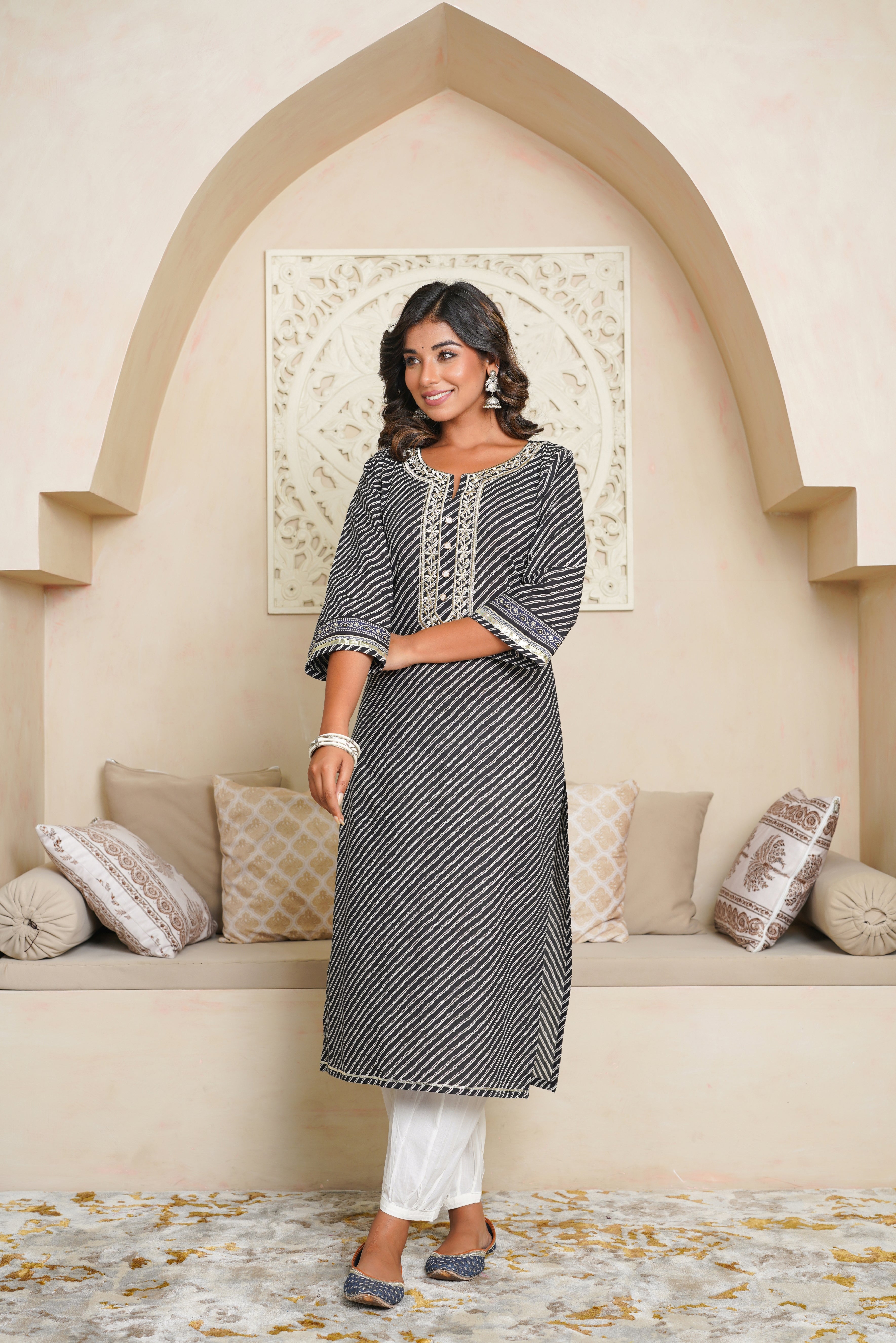 Embroidered Black Leheriya Cotton Kurta