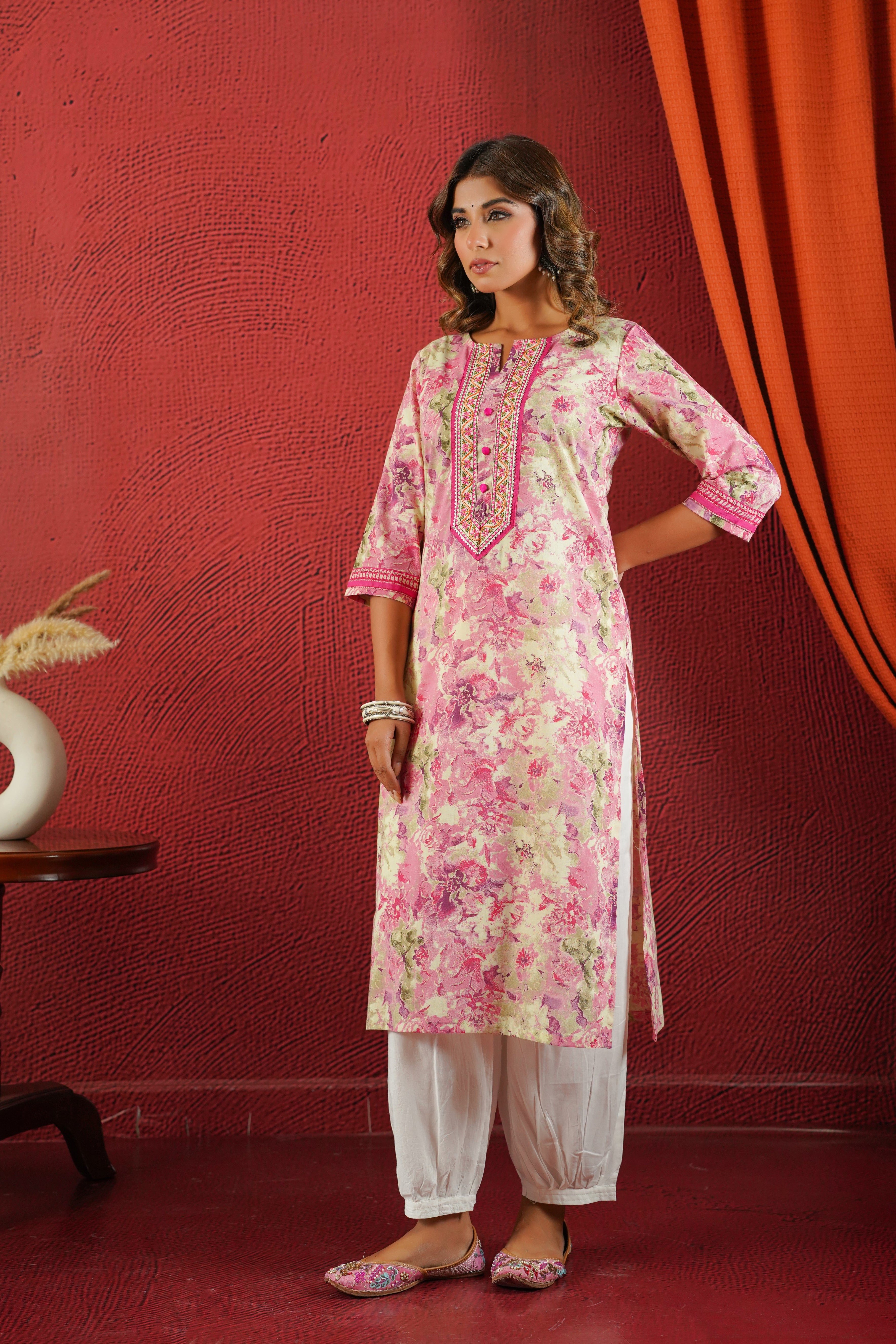Pink Floral Printed Cotton Kurta