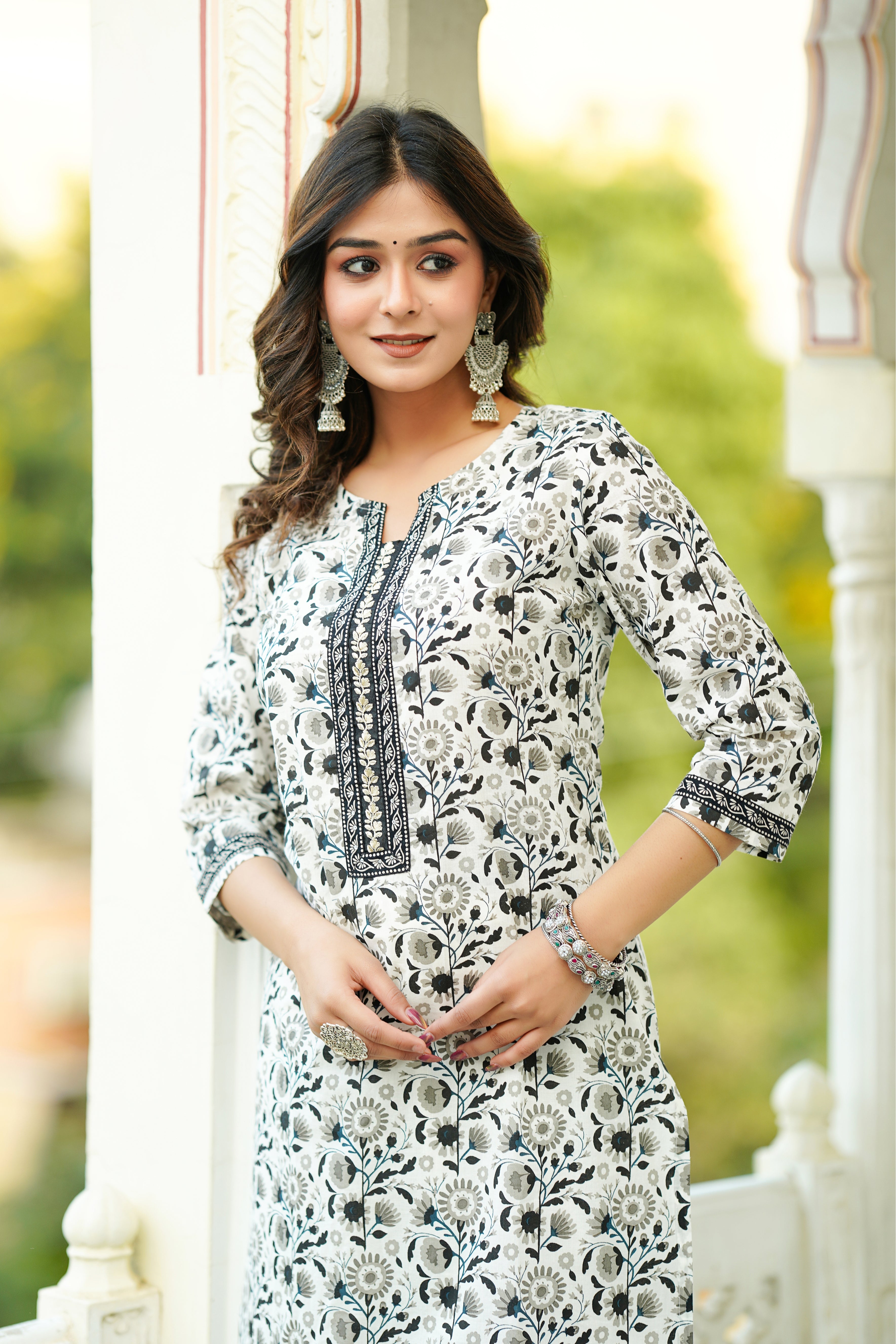 Black & White Floral Printed Cotton Kurta