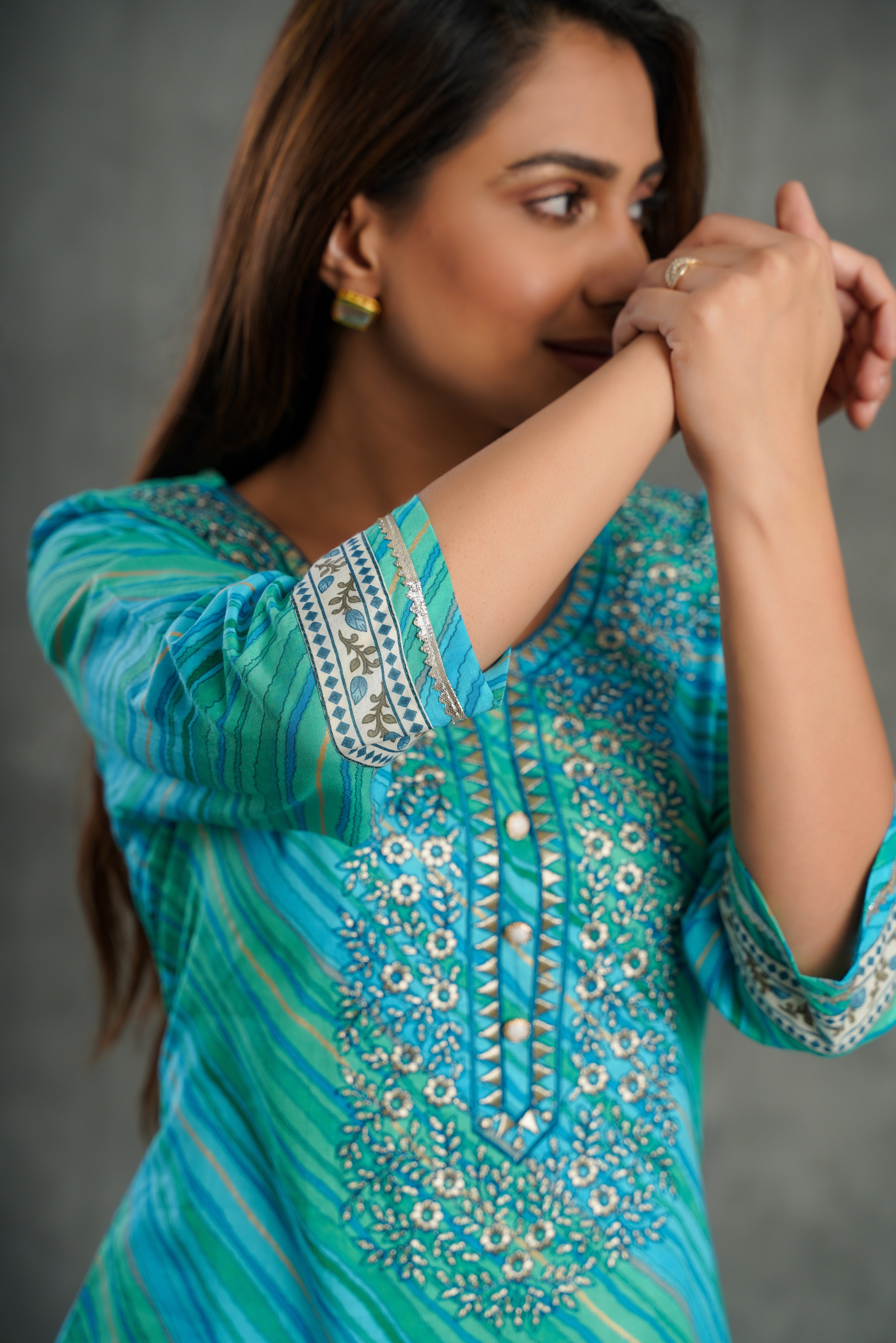 Embroidered Turquoise Leheriya Cotton Kurta