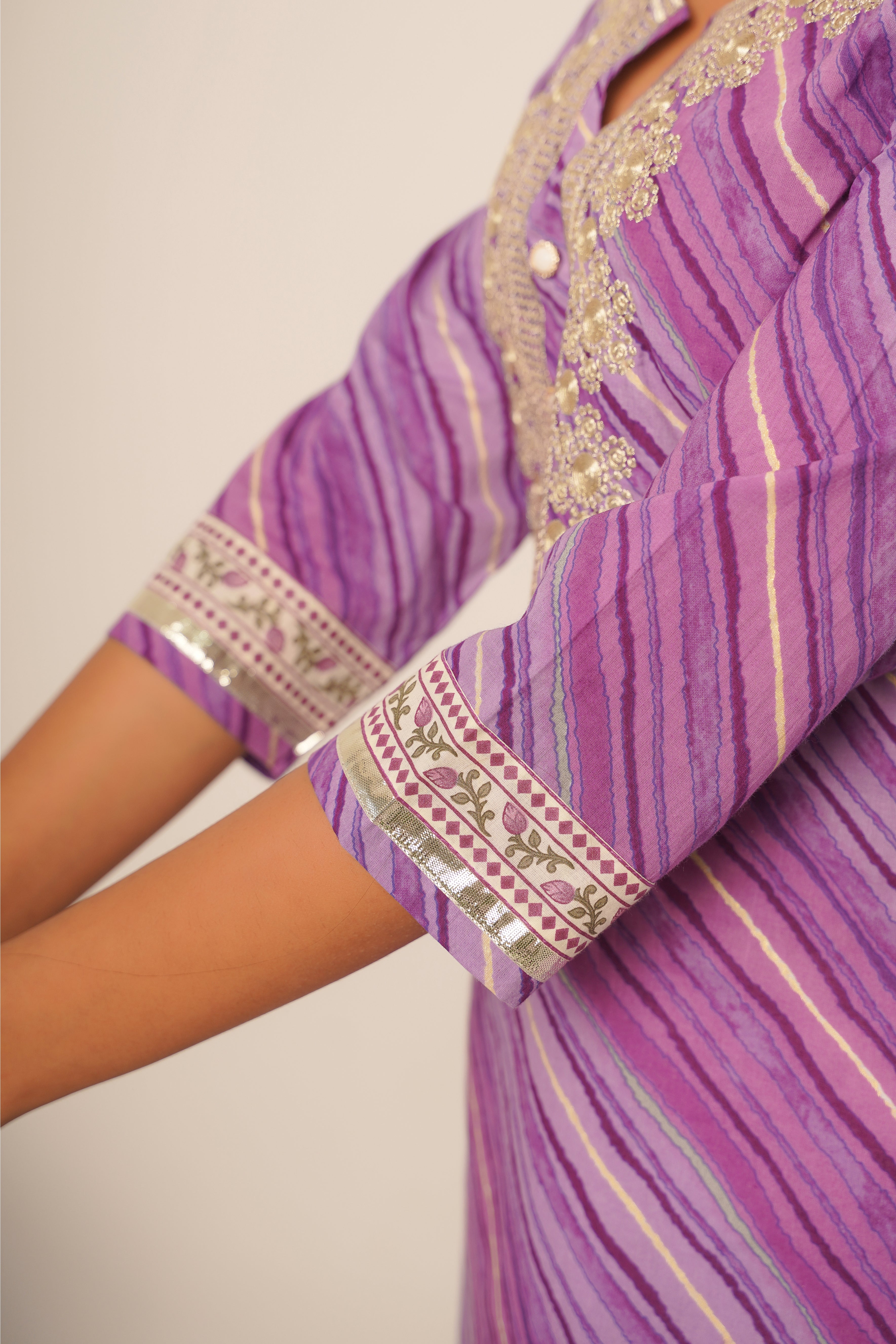 Embroidered Purple Leheriya Cotton Kurta