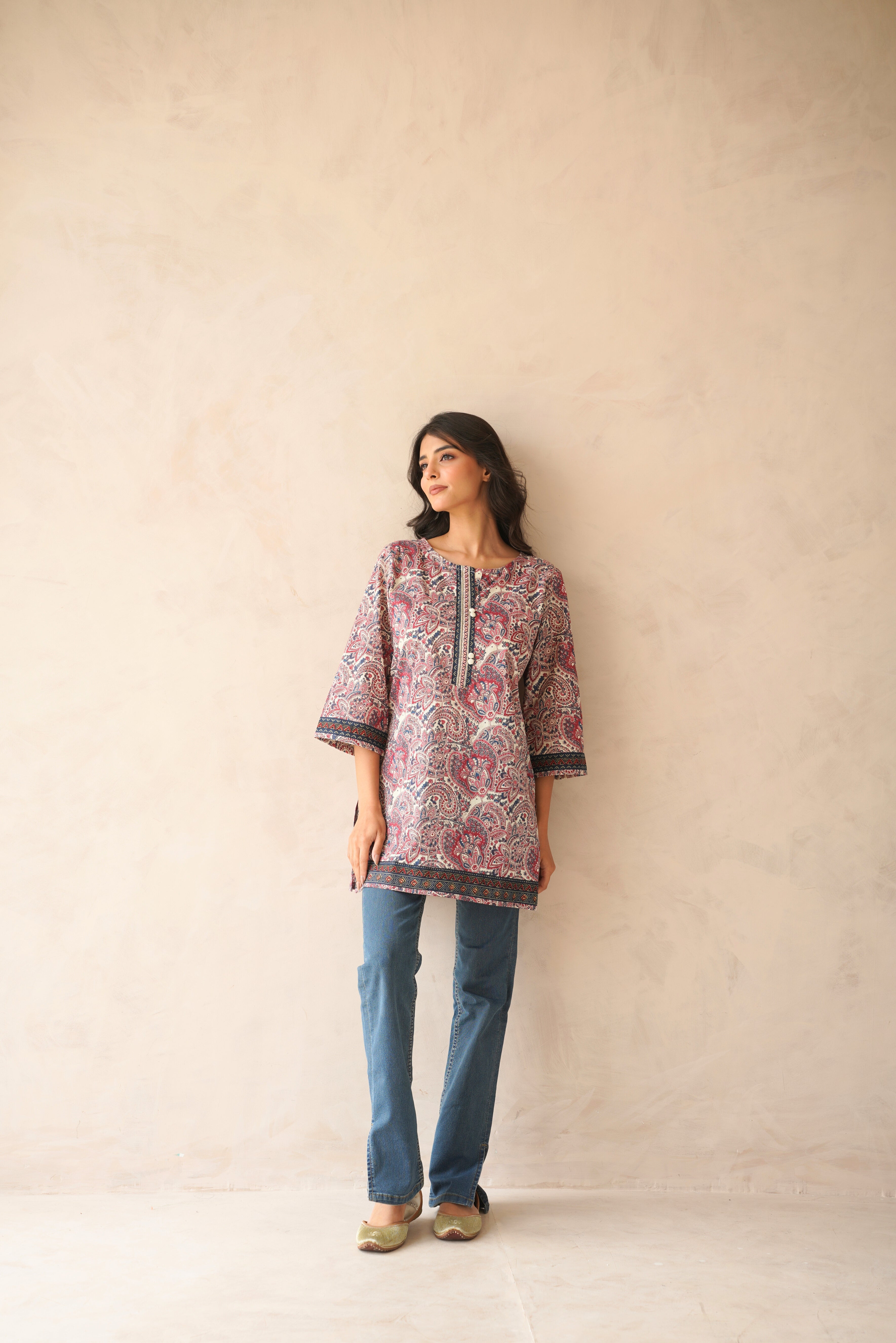 Multicolor Motif Printed Cotton Kurti