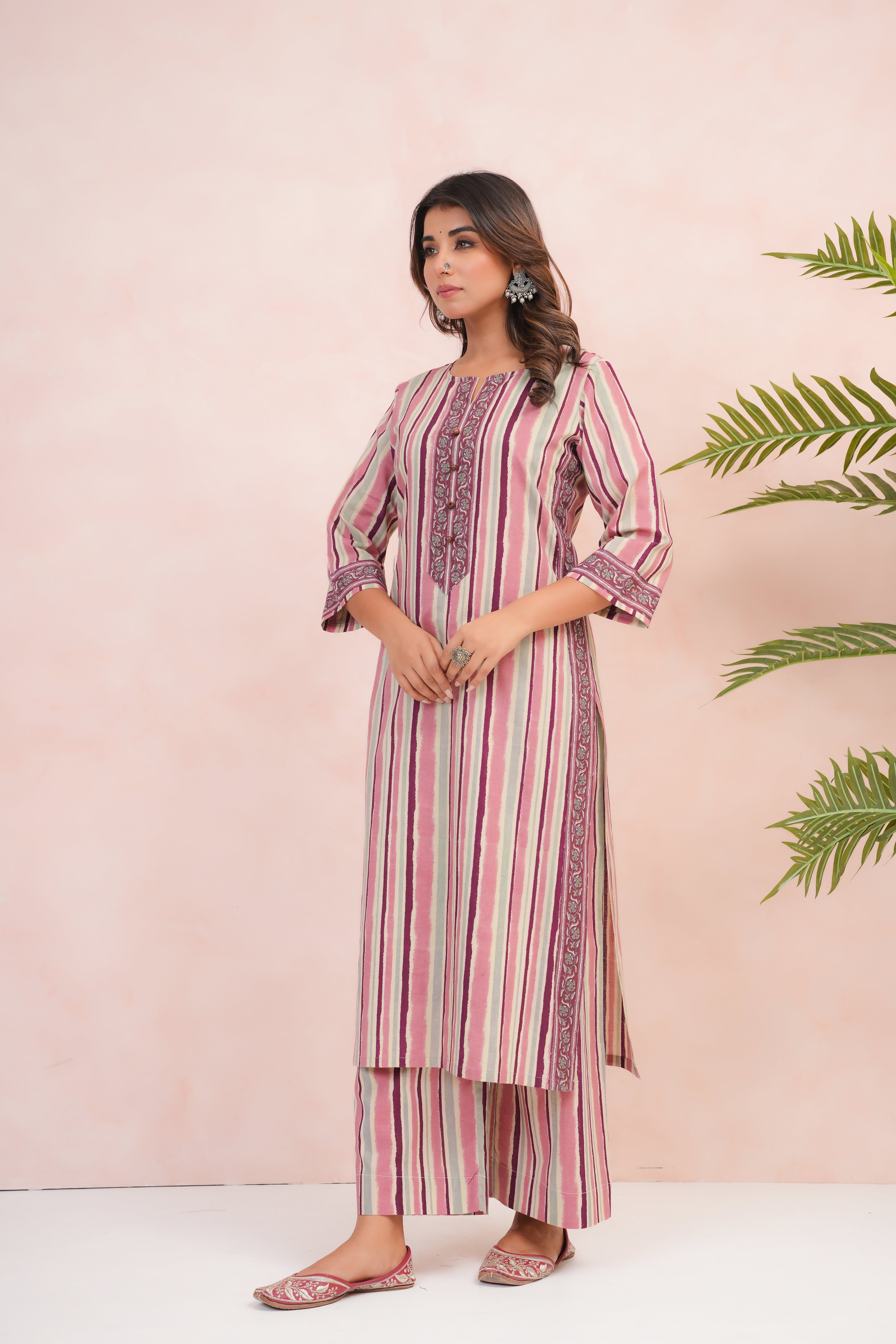 Multicolor stripes Printed Cotton 2 Pec Set