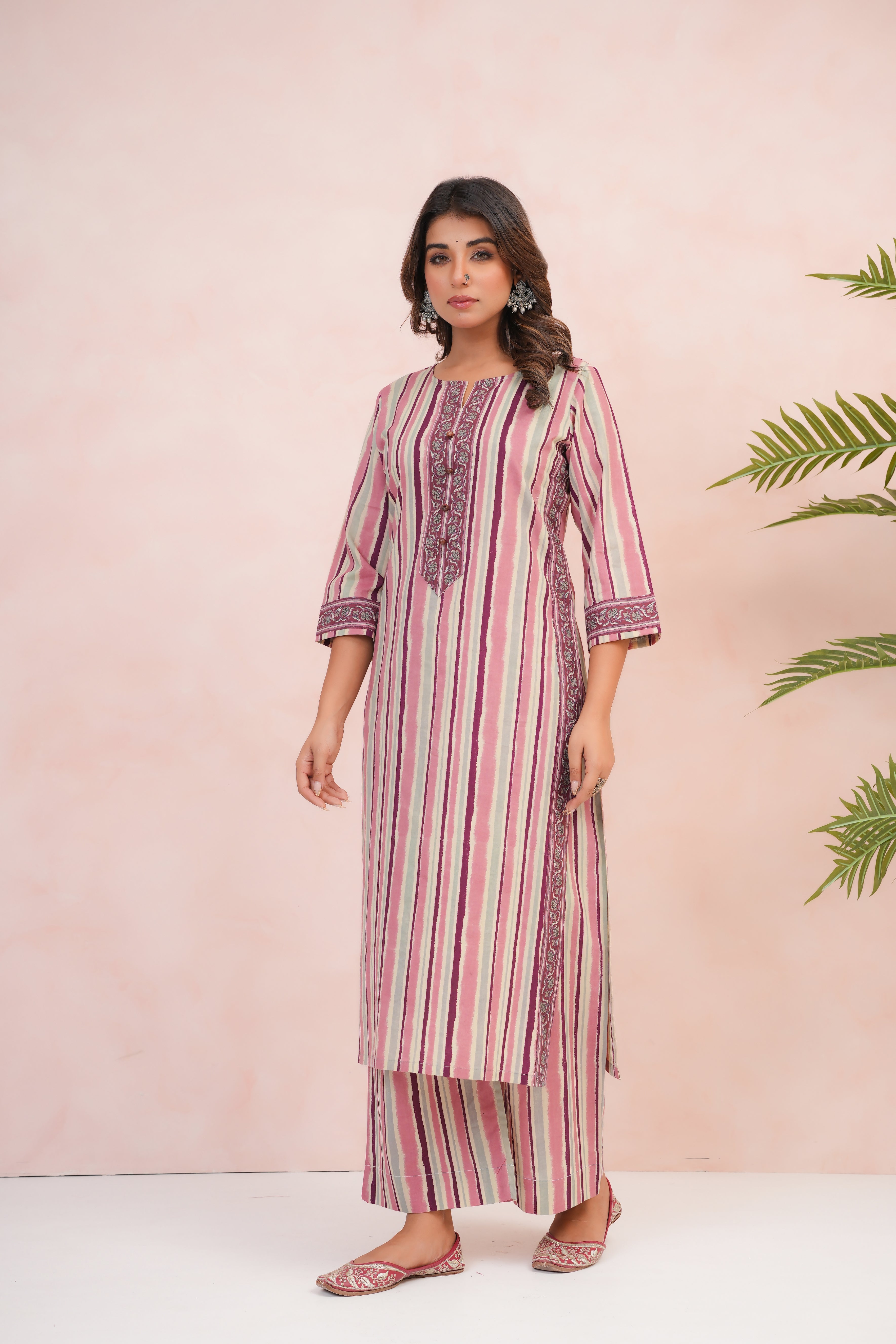 Multicolor stripes Printed Cotton 2 Pec Set