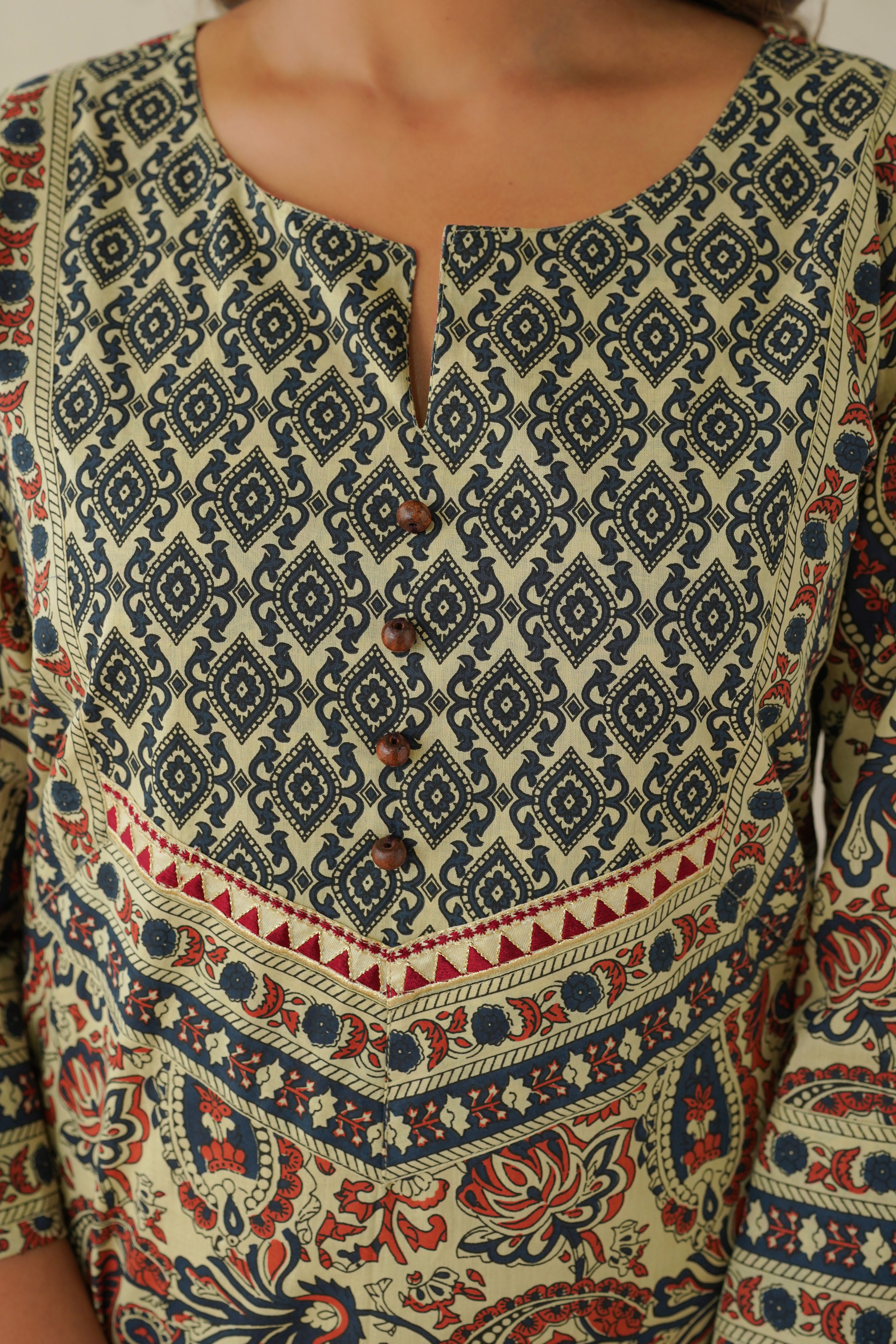 Multicolor Floral Printed Suit Set